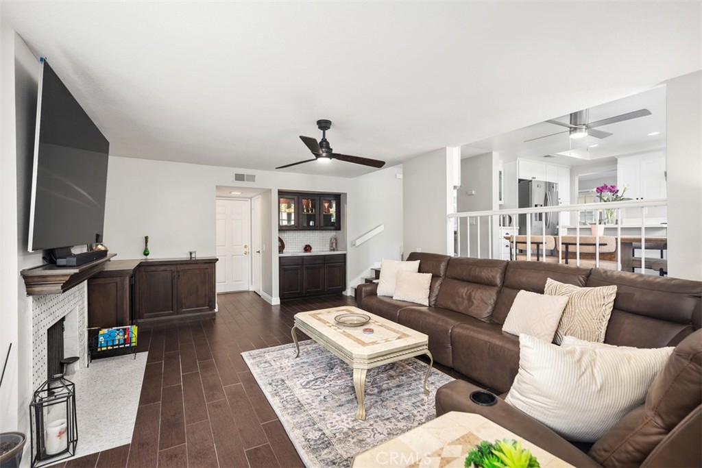 21532 Camino Papal