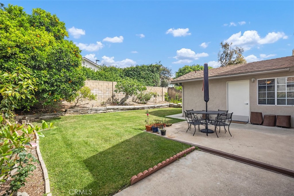 21532 Camino Papal