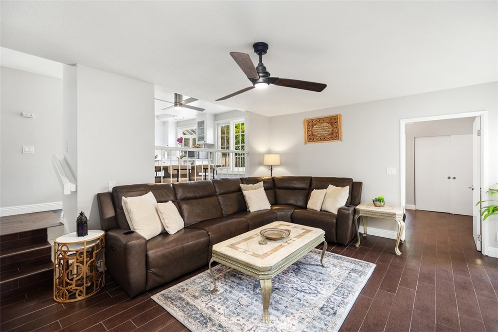21532 Camino Papal