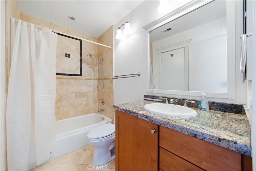 7895 Southwind Circle