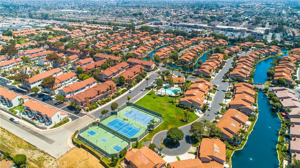 7895 Southwind Circle