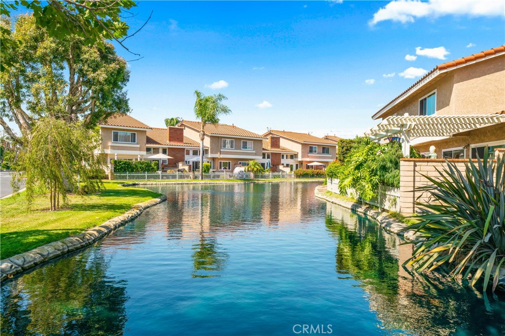 7895 Southwind Circle