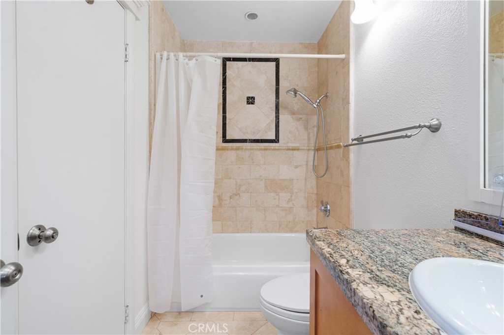 7895 Southwind Circle