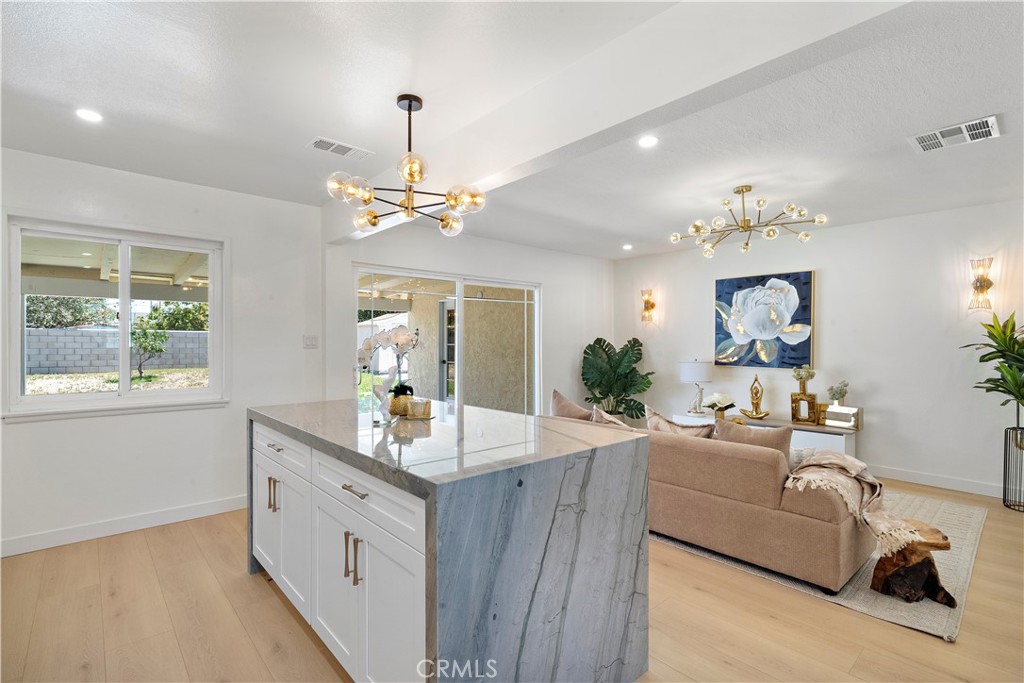 13112 Palomar Street