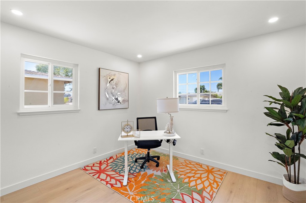 13112 Palomar Street