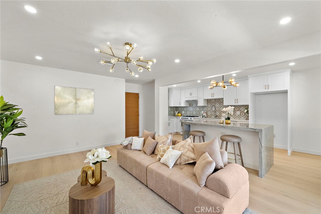 13112 Palomar Street