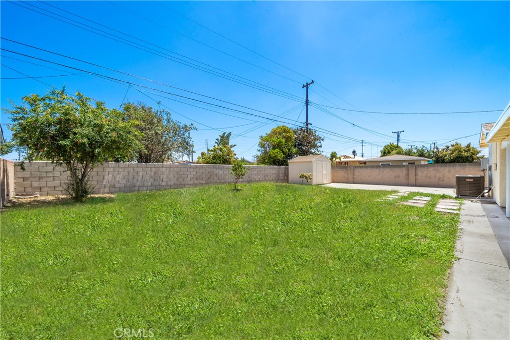 13112 Palomar Street