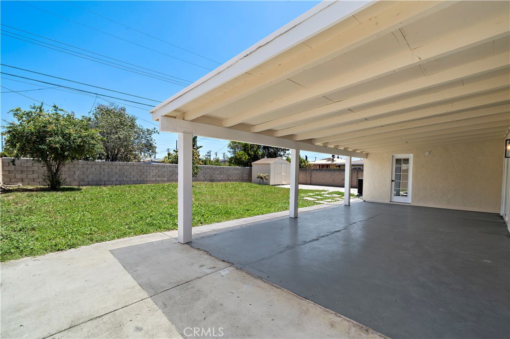 13112 Palomar Street