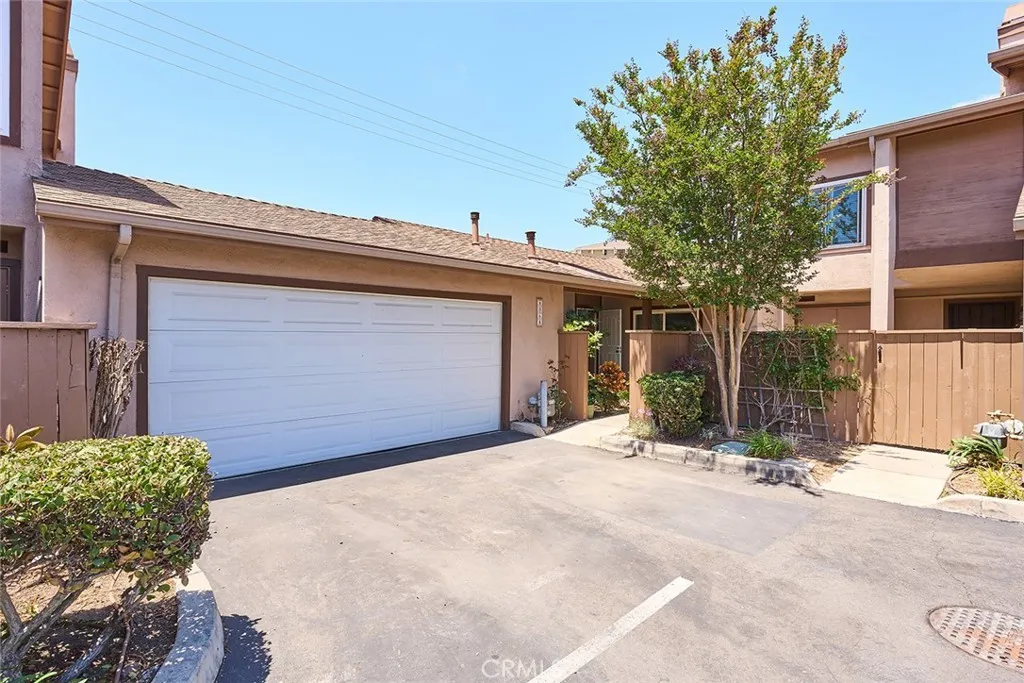 8068 Catherine Avenue Unit 9