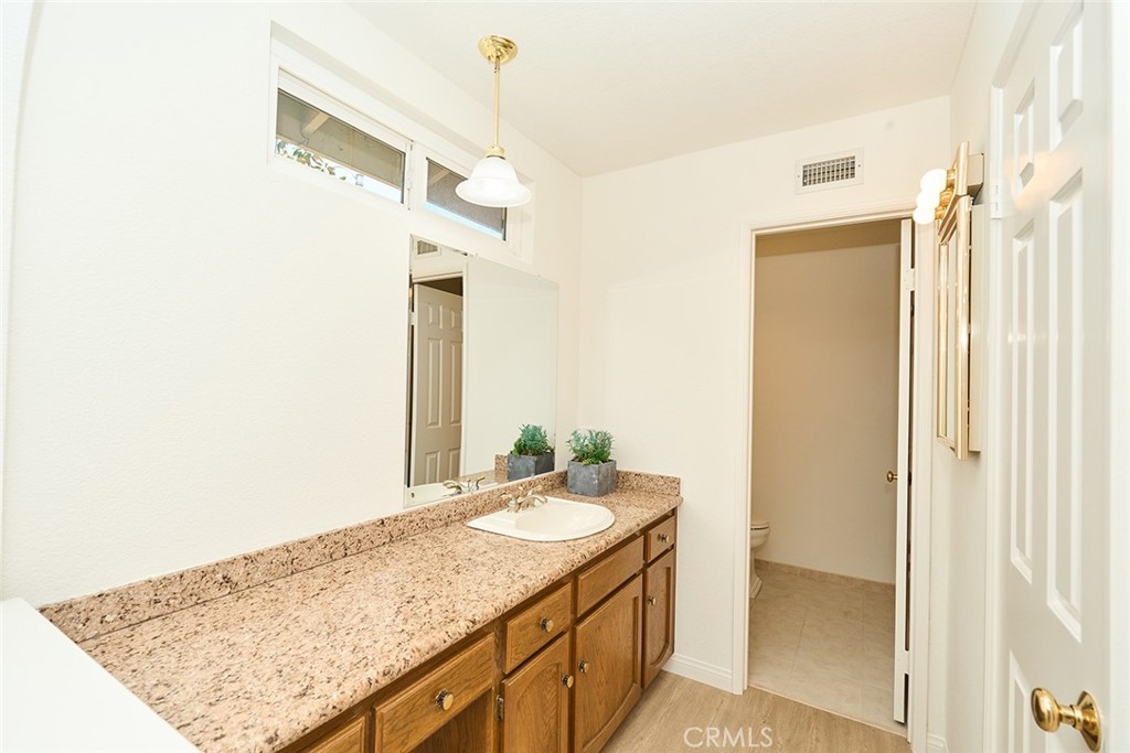 8068 Catherine Avenue 9