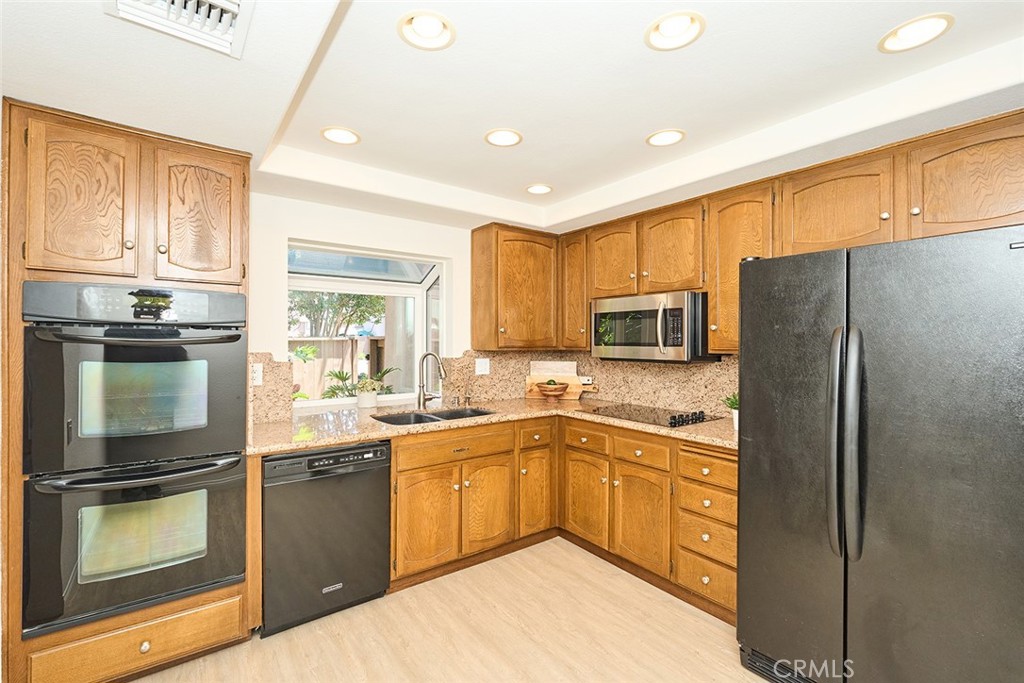 8068 Catherine Avenue 9