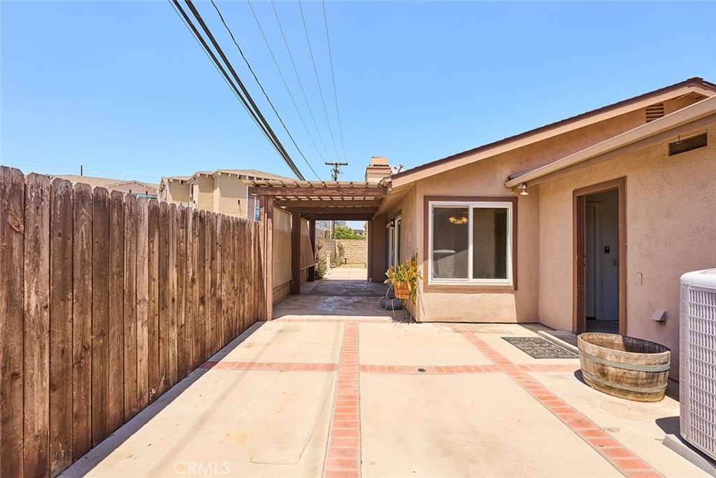 8068 Catherine Avenue 9