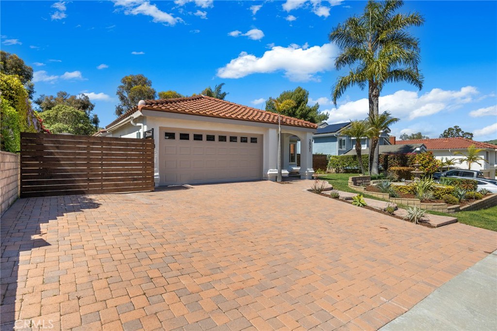 2931 Calle Heraldo