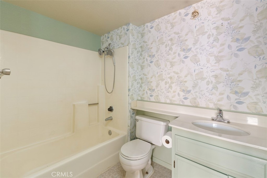 143 N Nebraska Street