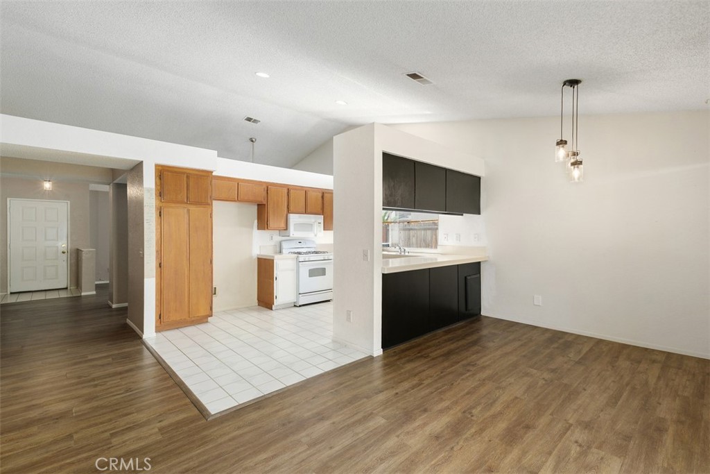 143 N Nebraska Street