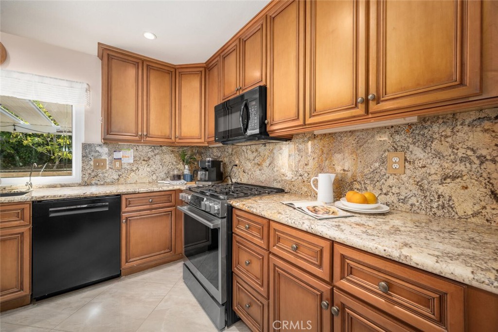 2432 Chippewa Avenue