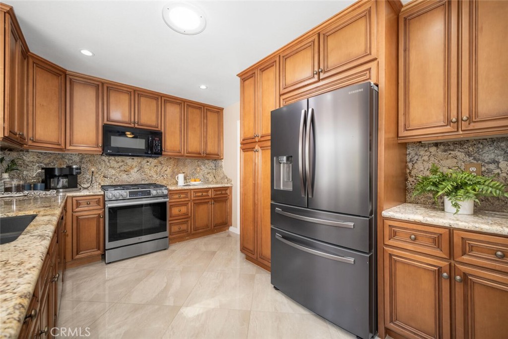 2432 Chippewa Avenue