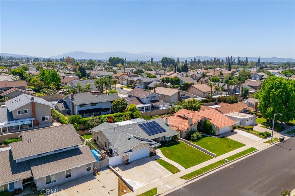 2432 Chippewa Avenue