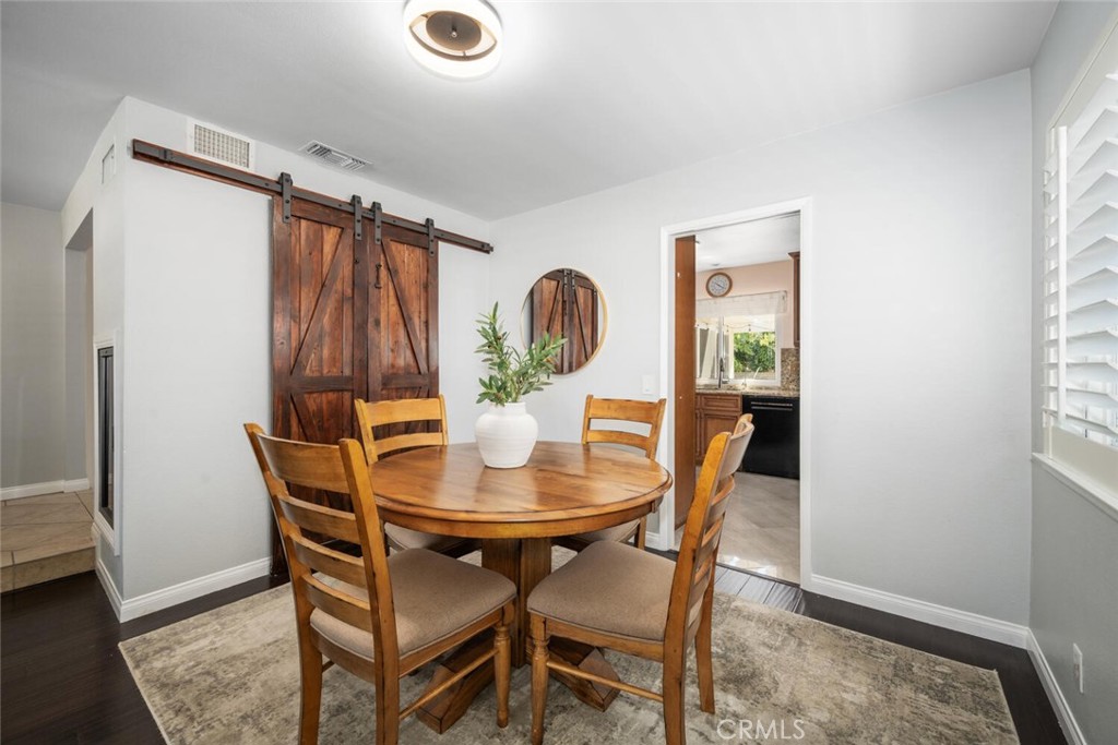 2432 Chippewa Avenue