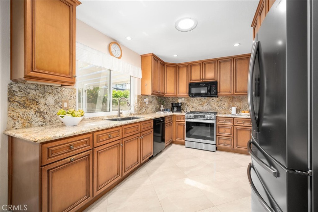 2432 Chippewa Avenue