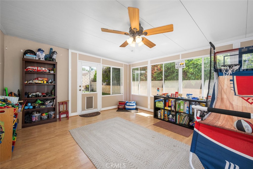 2432 Chippewa Avenue