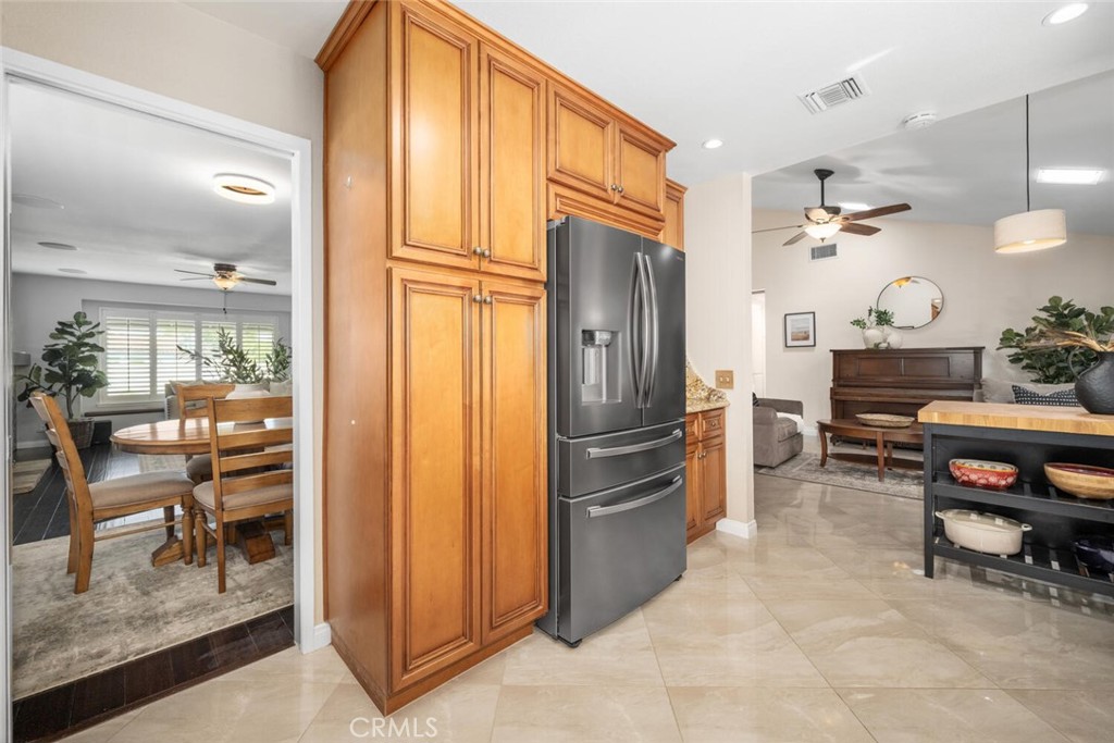 2432 Chippewa Avenue