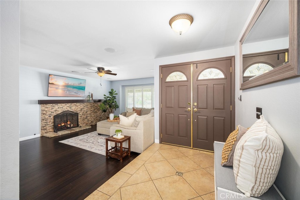 2432 Chippewa Avenue