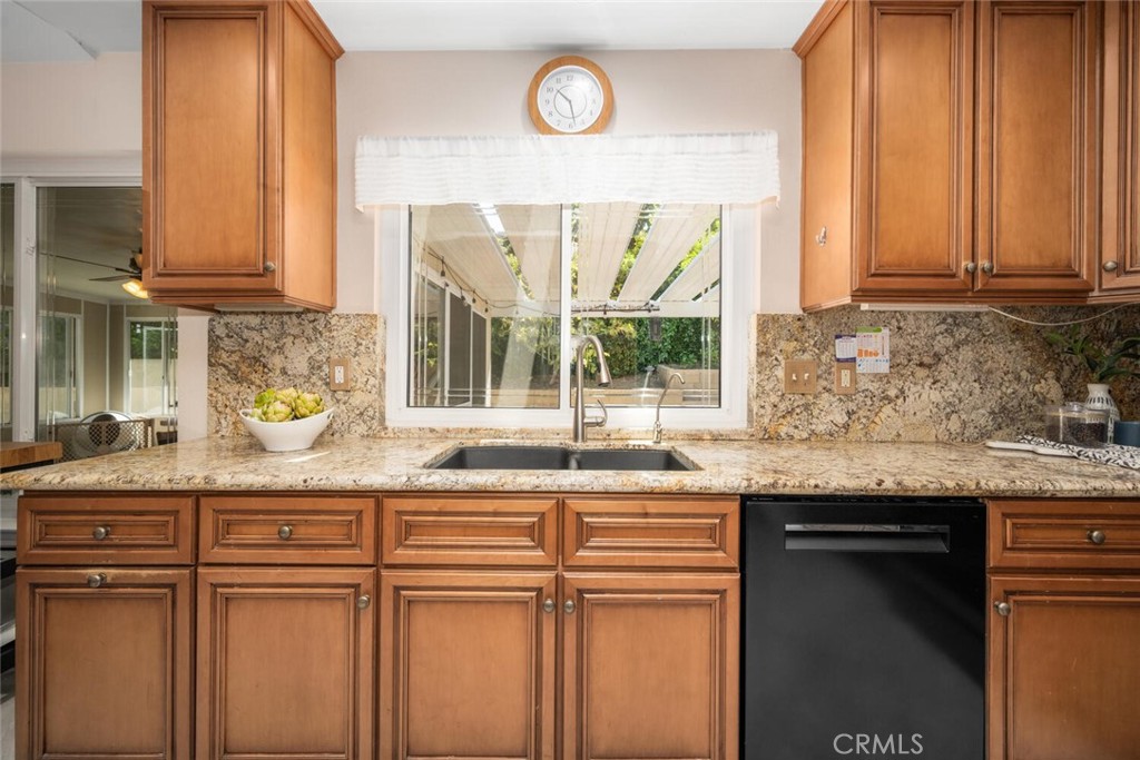 2432 Chippewa Avenue