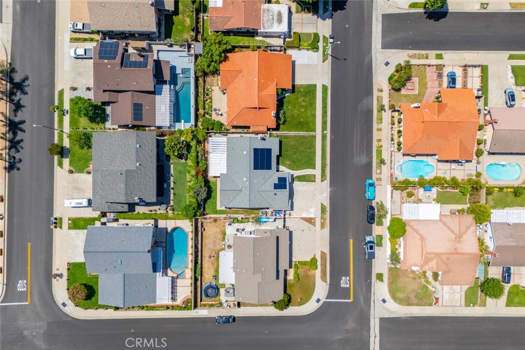 2432 Chippewa Avenue