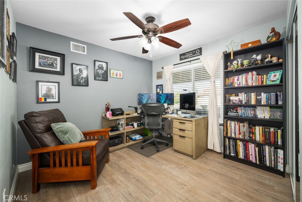 2432 Chippewa Avenue