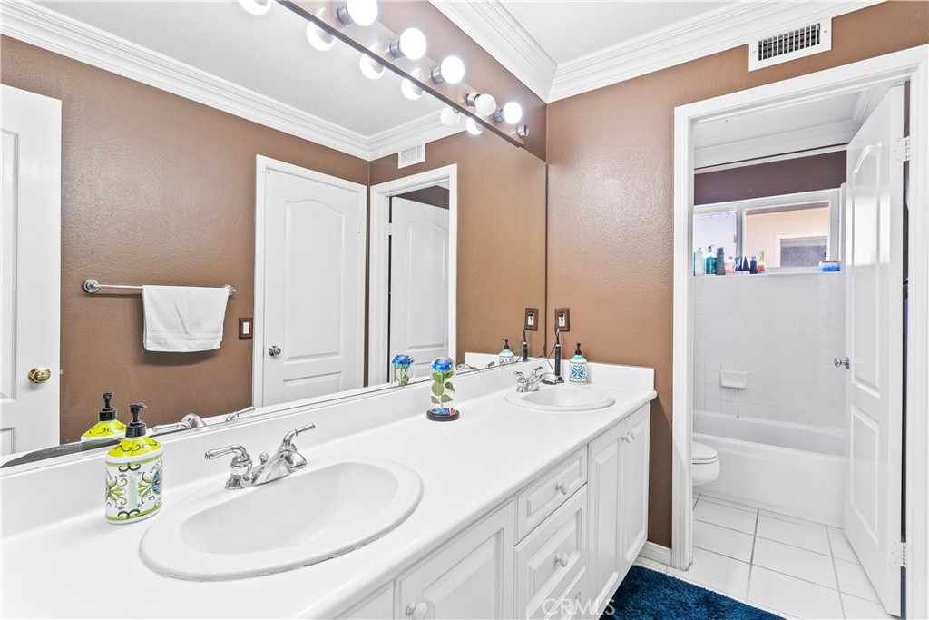 22541 Wakefield