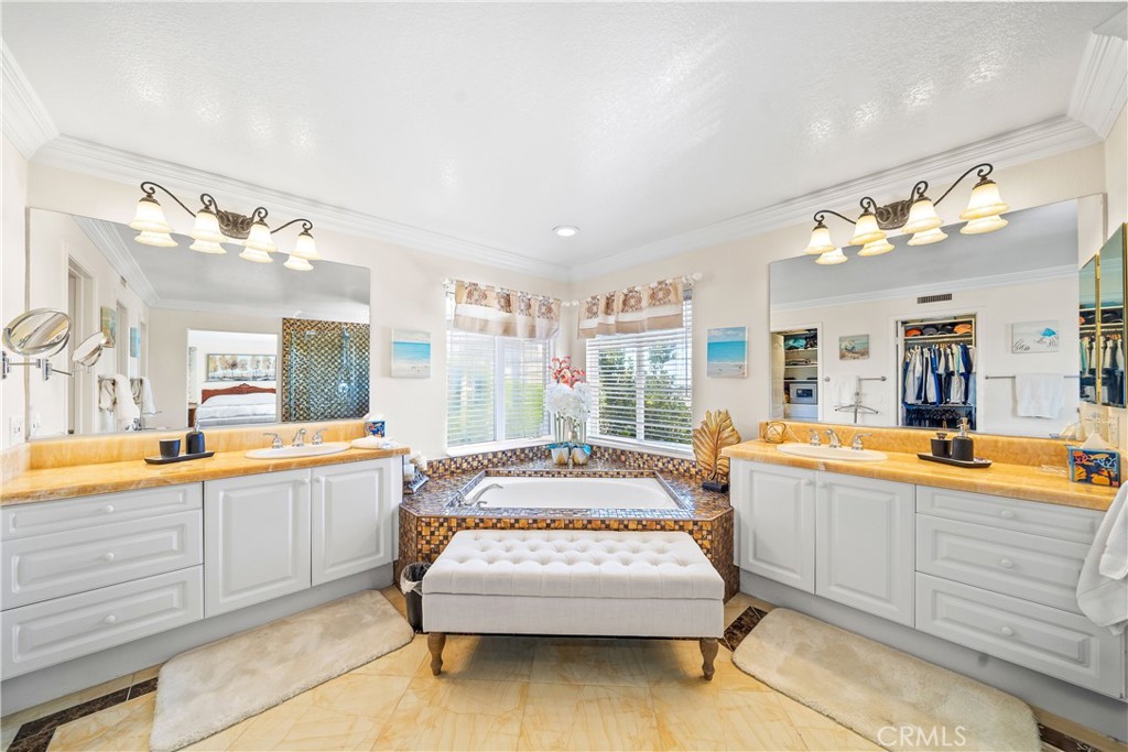 22541 Wakefield