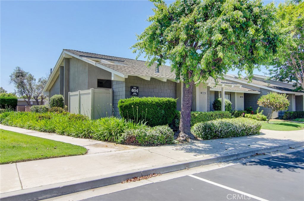 8646 Butte Circle 604B