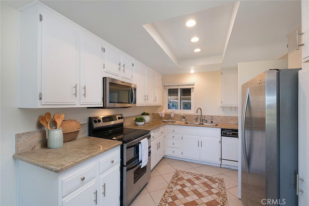 3111 S Via Serena S N