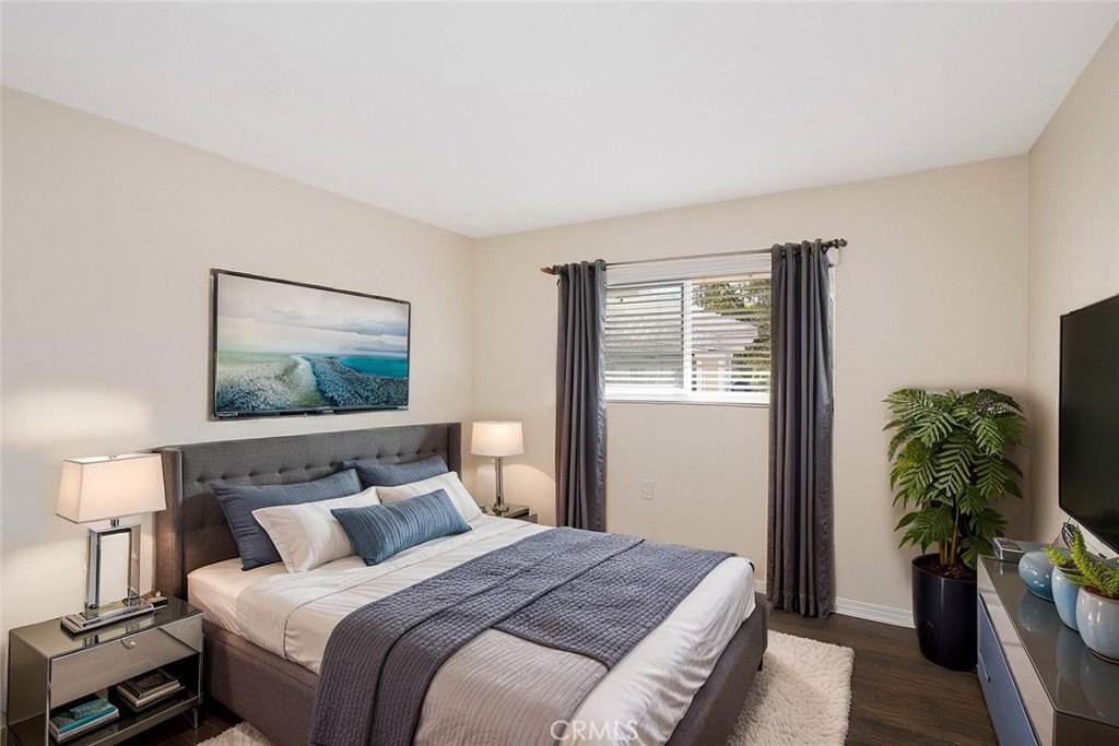 3111 S Via Serena S N