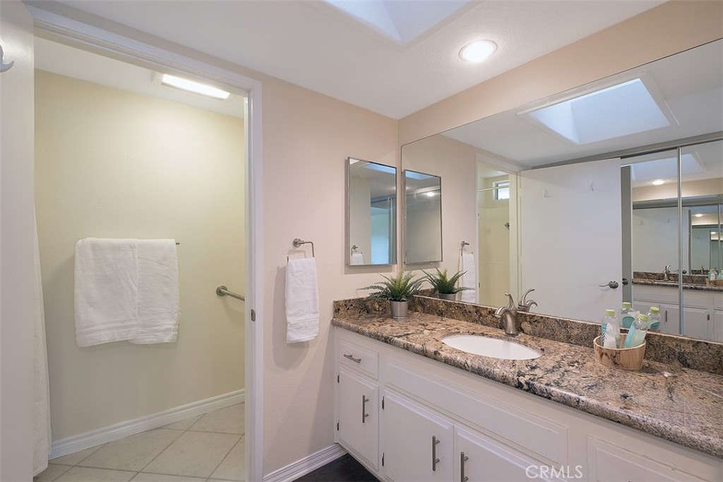 3111 S Via Serena S N