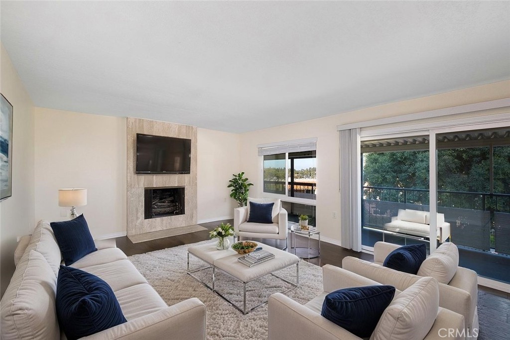 3111 S Via Serena S N