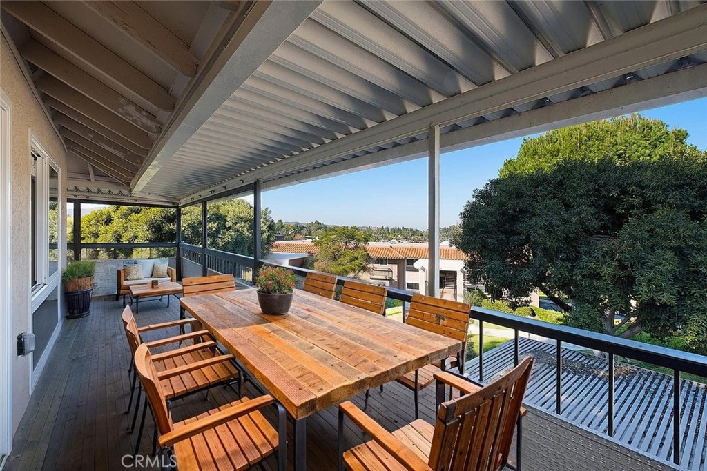 3111 S Via Serena S N