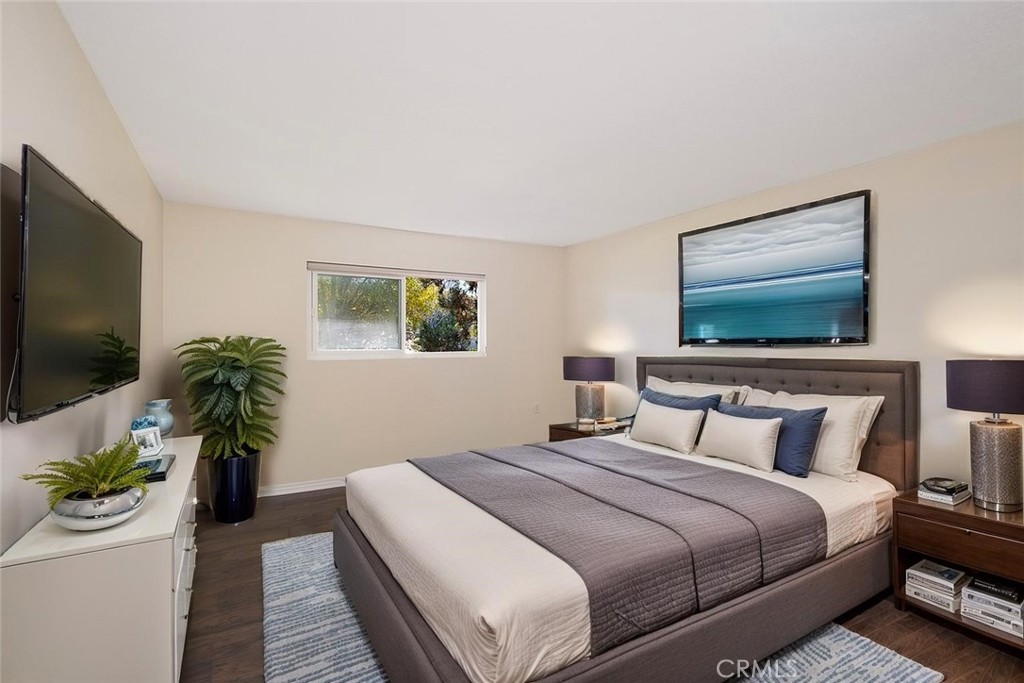 3111 S Via Serena S N