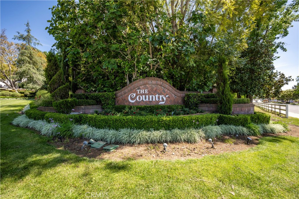 2887 Shadow Canyon Road