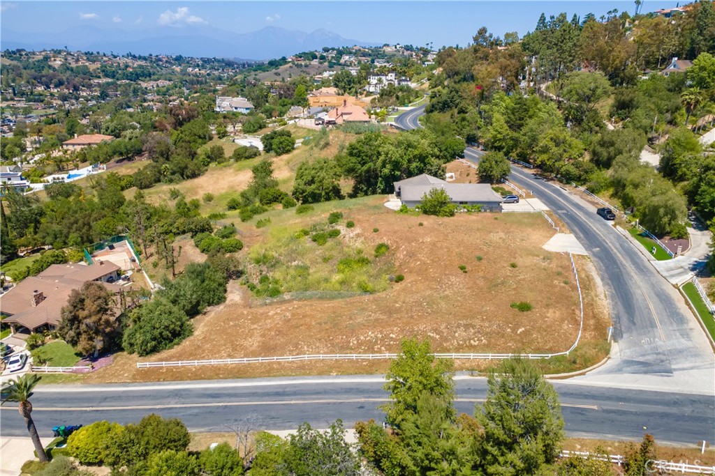 2887 Shadow Canyon Road