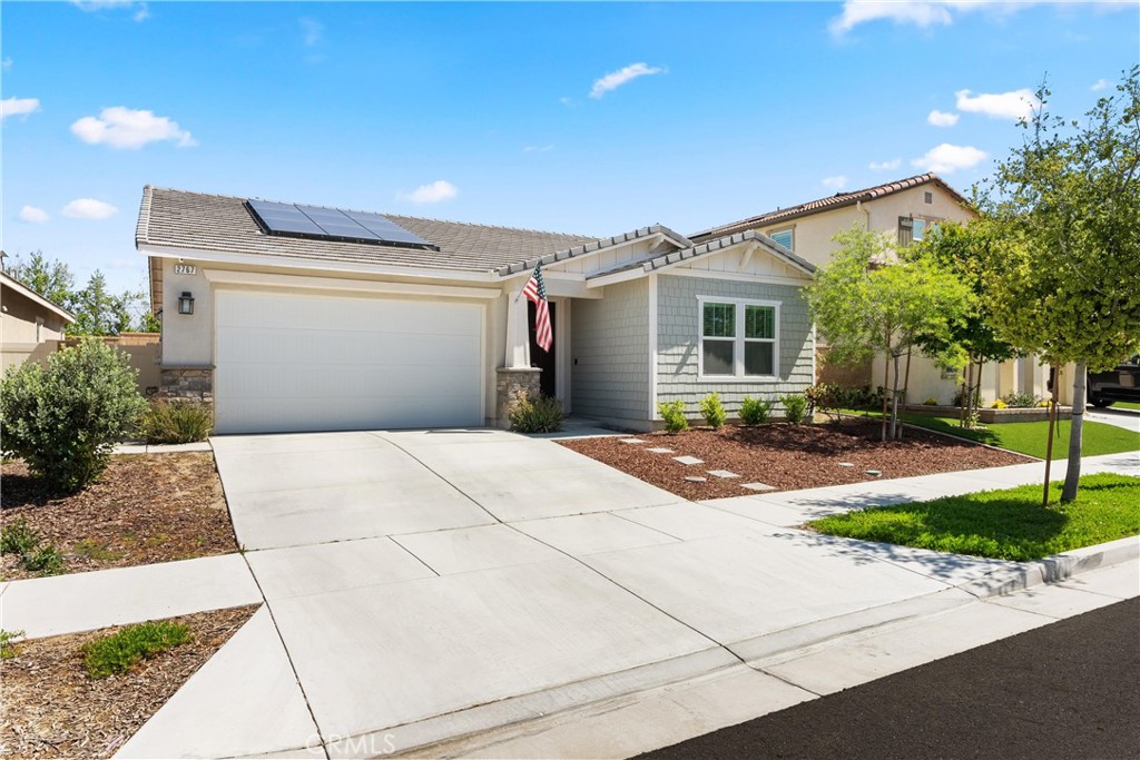 2767 E Murdock Lane