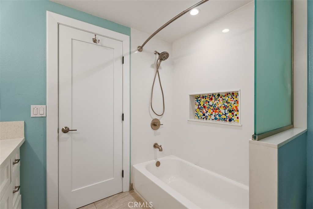 9612 Christine Circle