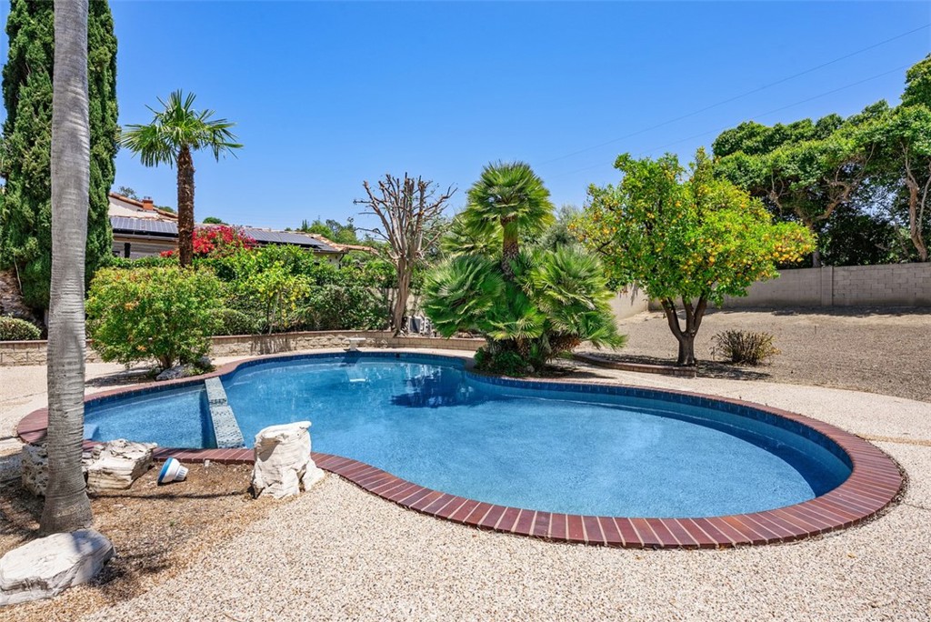 9612 Christine Circle