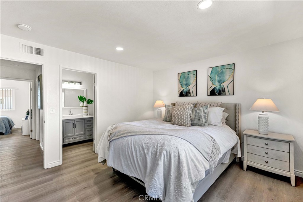 13338 Woodbrook Circle