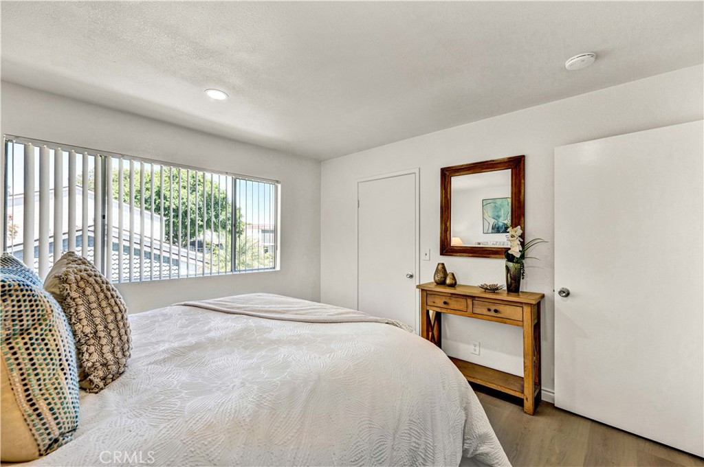 13338 Woodbrook Circle