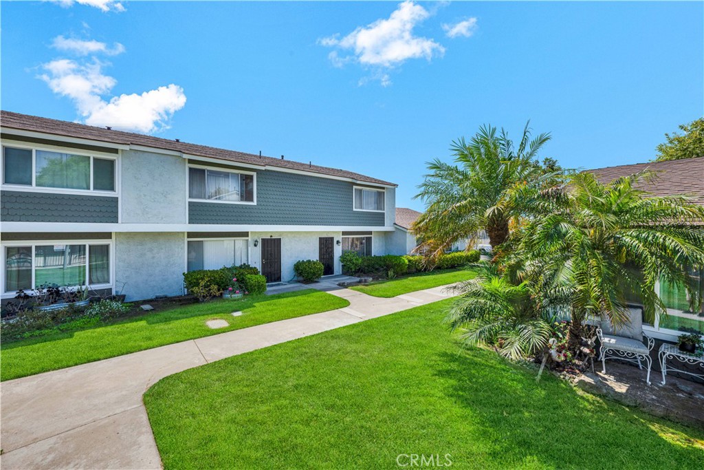 13338 Woodbrook Circle