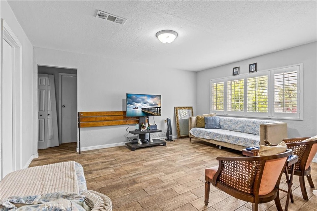 9502 Westminster Ave