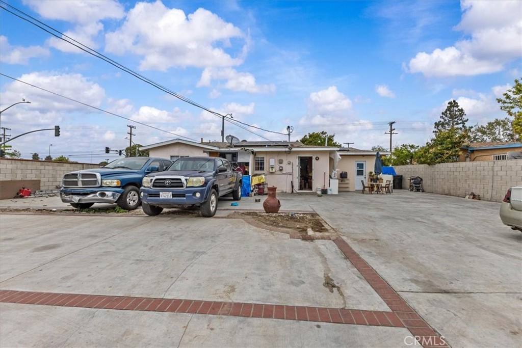 9502 Westminster Ave