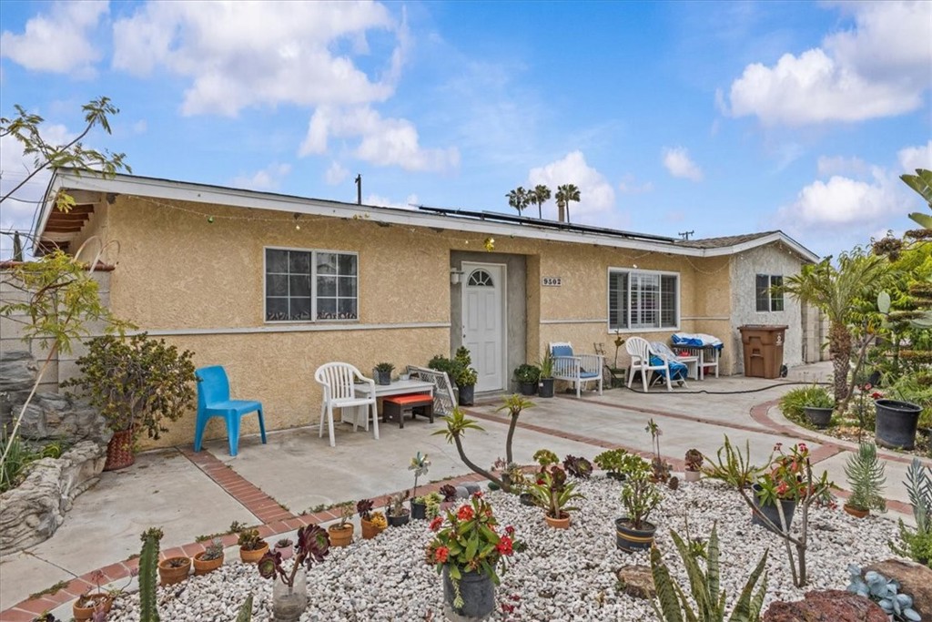 9502 Westminster Ave